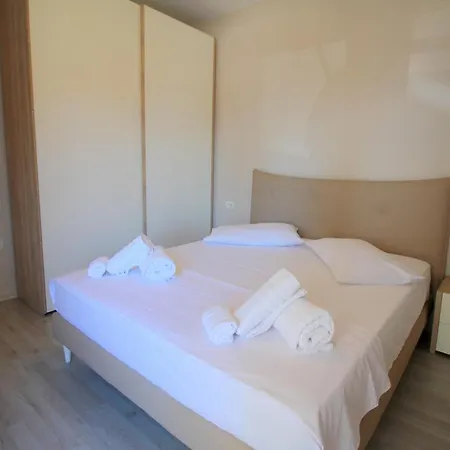 Albania Dream Beachfront 아파트 *