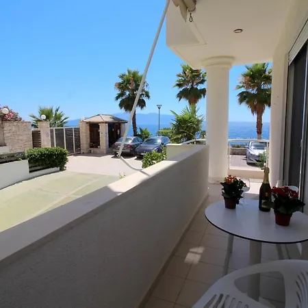 Albania Dream Beachfront Apartment