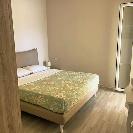 Albania Dream Beachfront Апартаменты *
