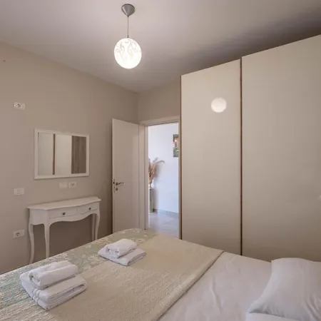 アパート Albania Dream Beachfront Sarandë