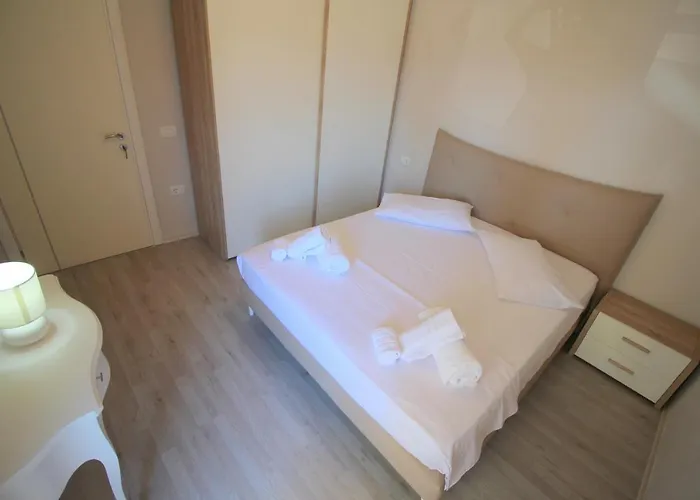 Albania Dream Beachfront Daire Saranda